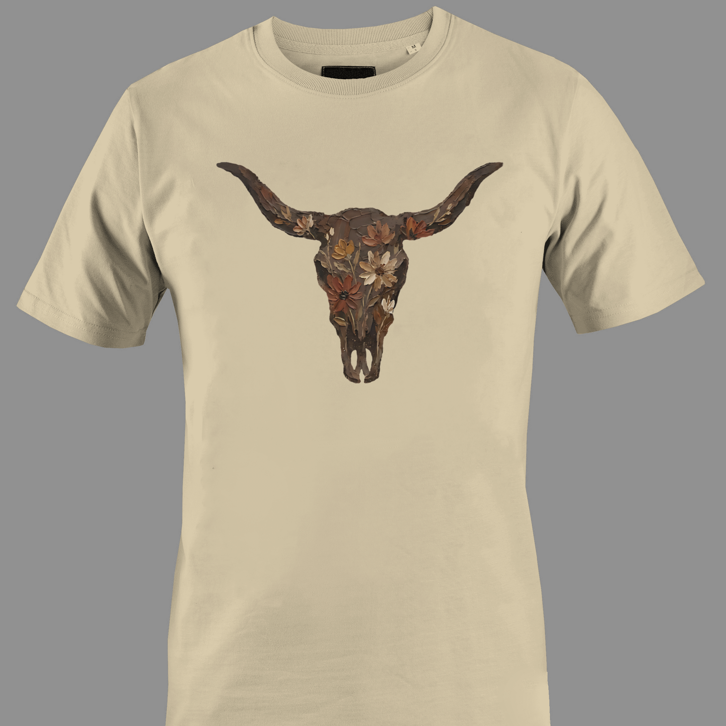Beige t-shirt with a bull skull with flowers design