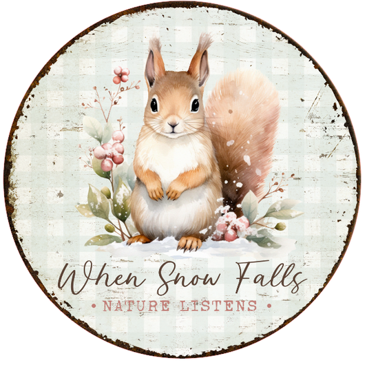 Round decorative plate with a squirrel illustration and text on a white background