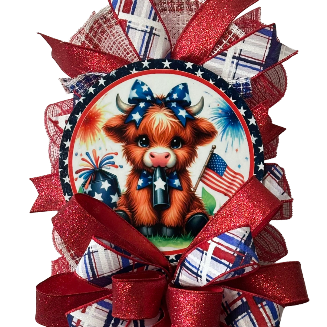 Decorative wreath with a cow illustration and US flag inspired red, white, and blue colors by Monkey's Creations