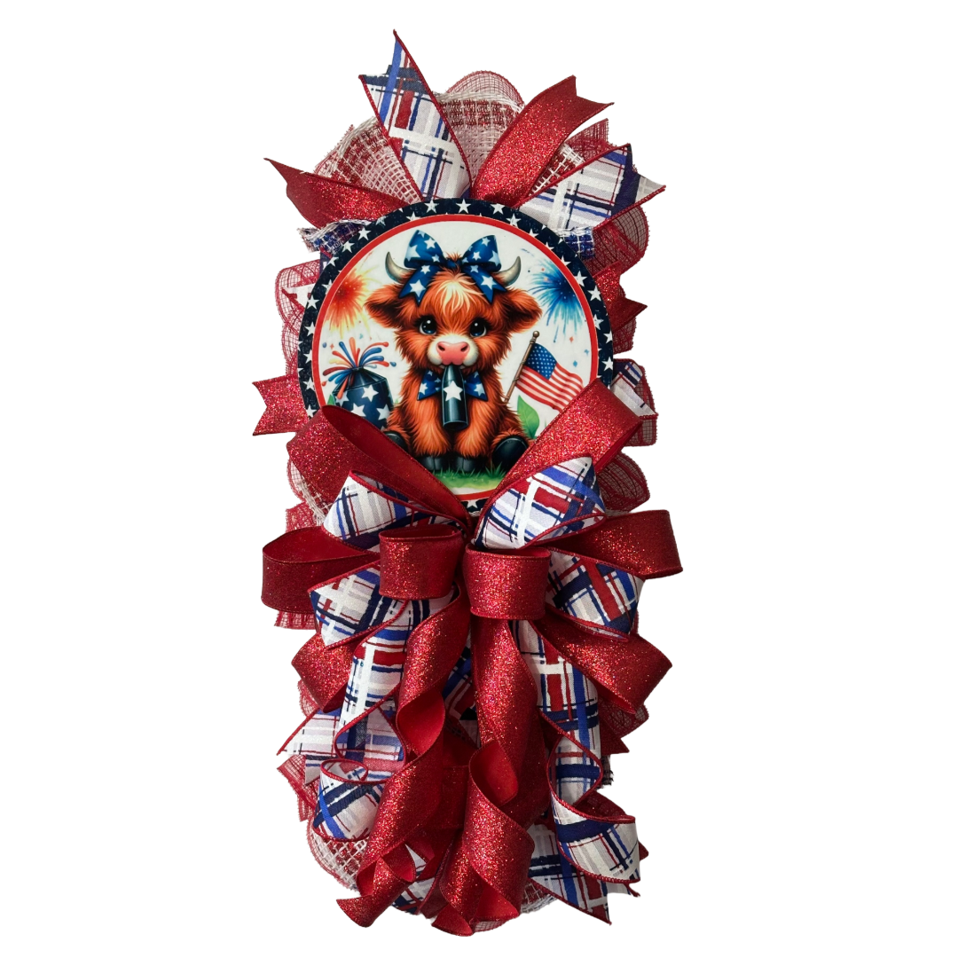 Decorative wreath with a cow illustration and US flag inspired red, white, and blue colors by Monkey's Creations