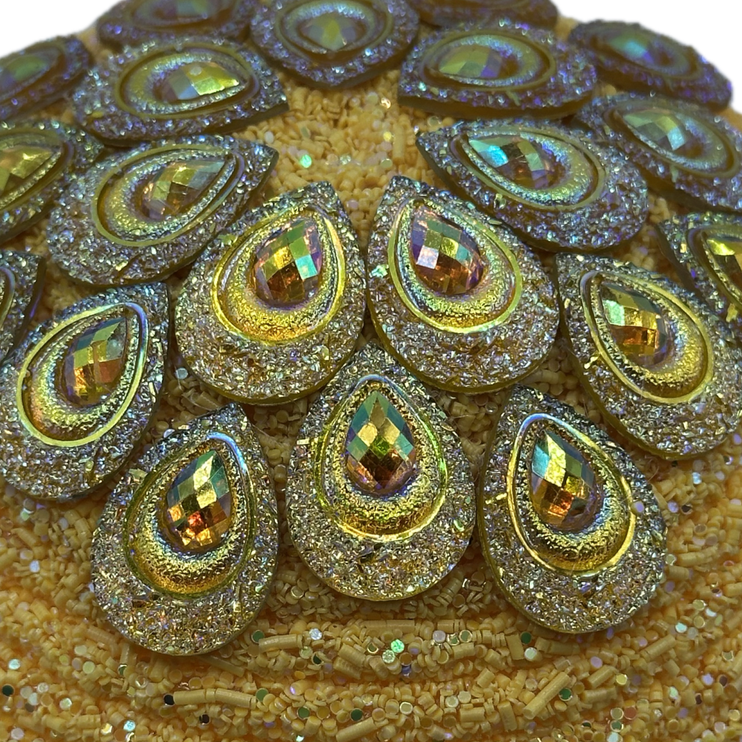 Yellow gemstone on round yellow glitter Flower center